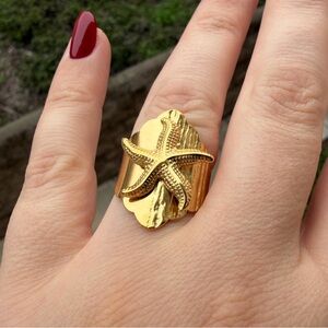 Chunky Starfish Ring 18k gold plated
